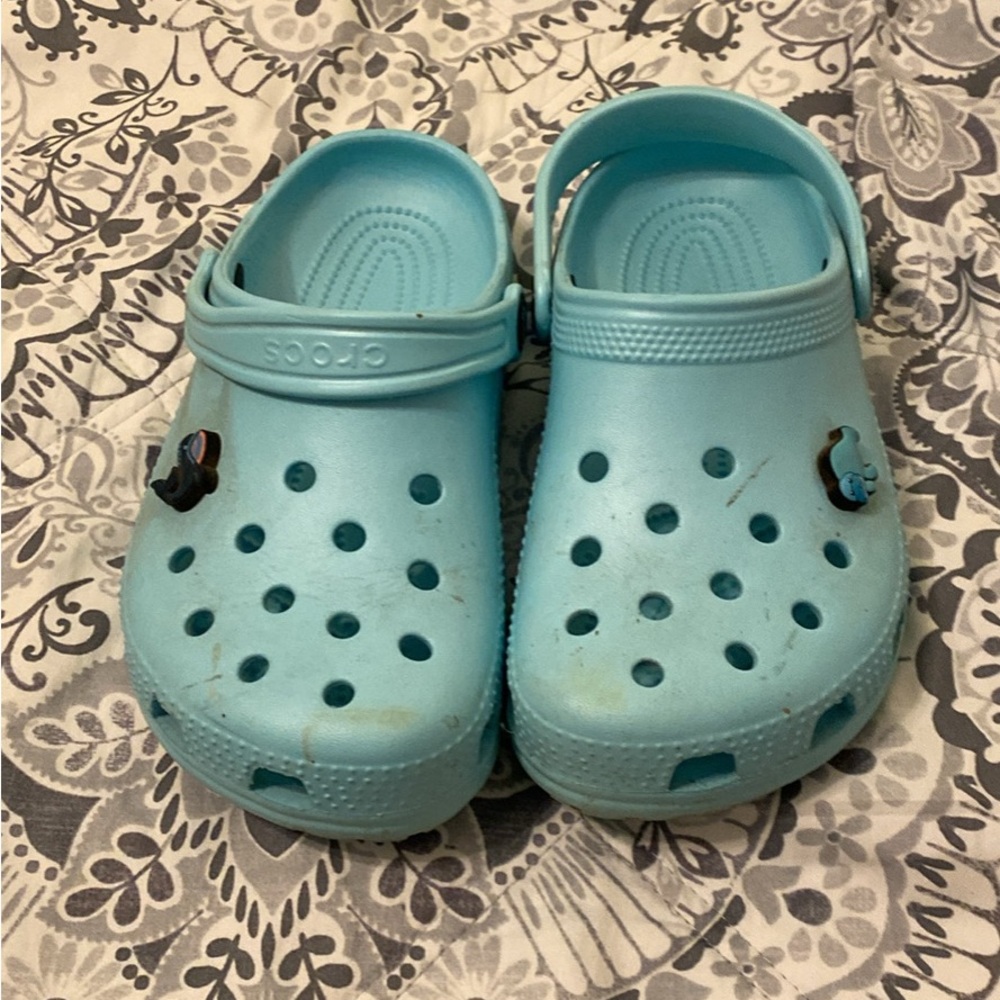 Kid Crocs